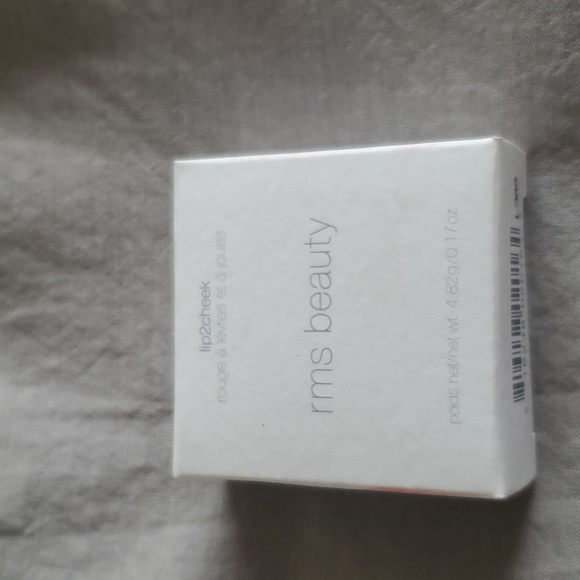 RMS Lip 2 Cheek in Modest. - Picture 5 of 5